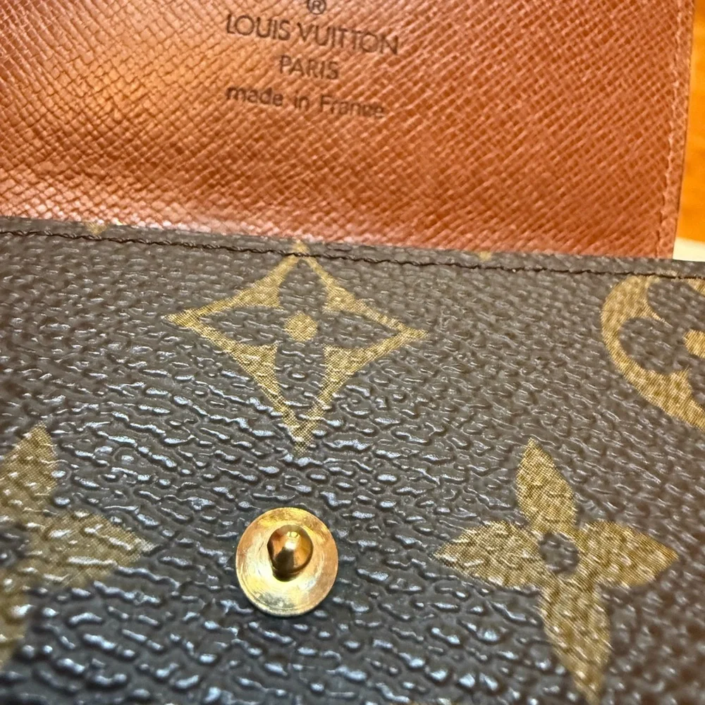 Louis Vuitton Monogram‎ Canvas 4 Key Holder Wallet 🗝️✨
